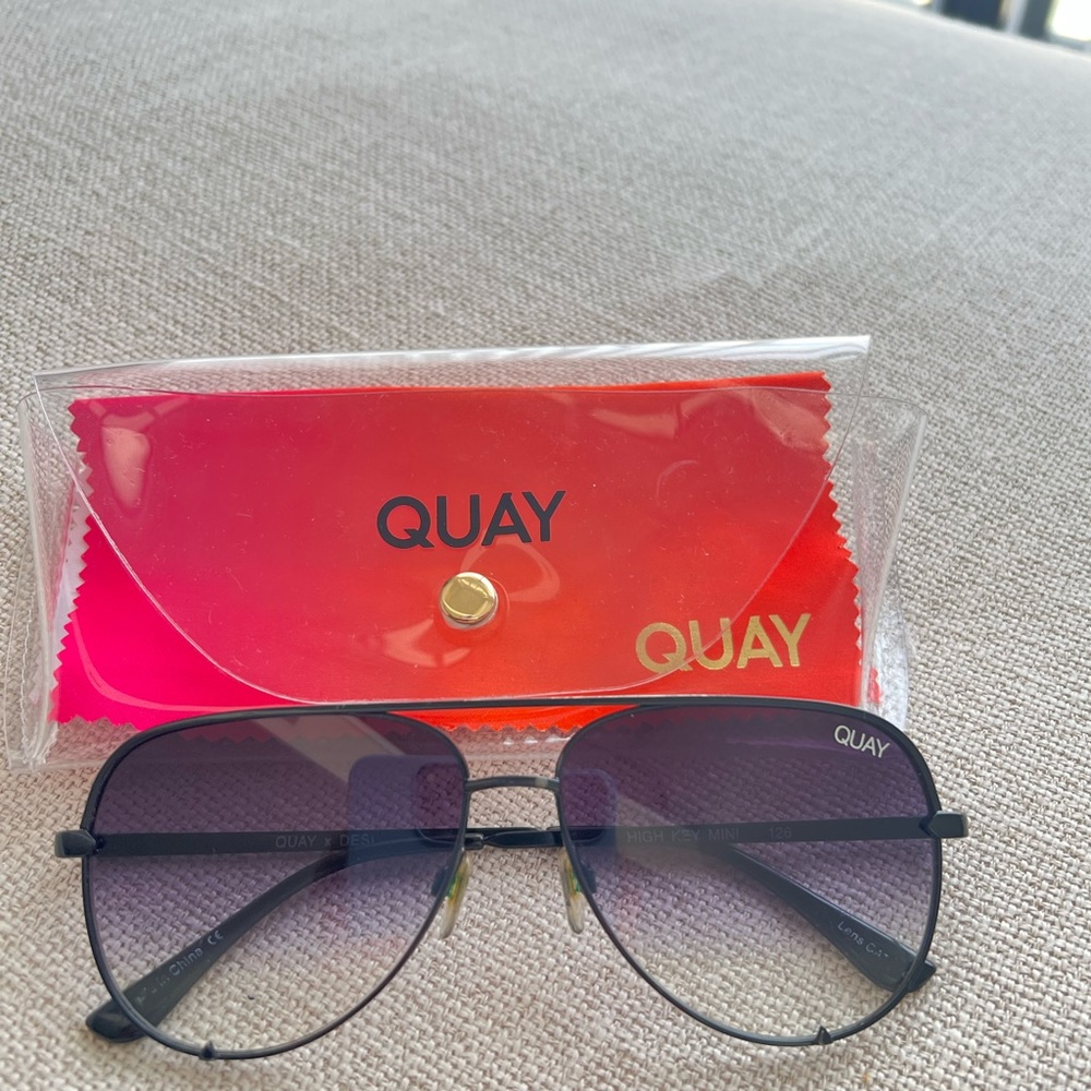 Quay High Key Mini black ombré